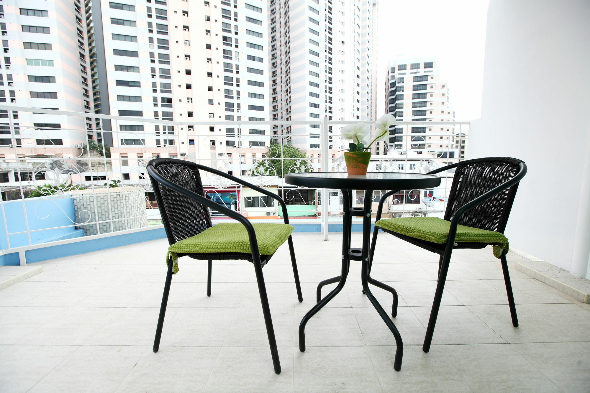 Icheck Inn Sukhumvit 22 Bangkok Exteriör bild